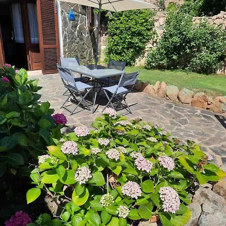 Accogliente Monolocale Con Giardino Privato * Cannigione